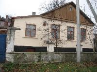 СРОЧНО! Продам  дом  в Балаклава .  общ.плошад 190  кв.м 5 комнат .рядом остановка 7соток  землю.  5