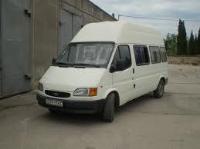 Лобовое стекло на Ford Transit