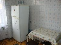 2-комнатная, Острякова-25, 20.000 руб/мес