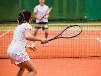 Набор в секцию большого тенниса: для взрослых и детей. Занятия индивидуальные и групповые