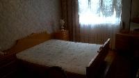2-комнатная, Юмашева-10,  20.000 руб..