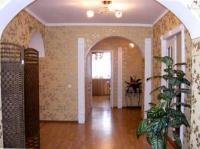 Продам 2-комнатную "люкс" Героев Сталинграда 53(Консоль)