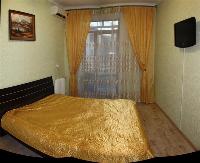 Сдам свою 2-х в Центре. Ленина 23 = 1700