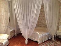 2-комнатная, 125 м2, длительно.  8.000гр   № 1023