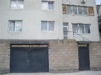 Продам в Севастополь. Дом в Стрелецкая бухта  530 кв.м., 3 этажа,12 комнать.3 кухни. участок 5 сотки