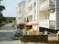 Сдаётся 1 к\к Острякова - остановка Комплекс,2500+к\у,на год и более.
