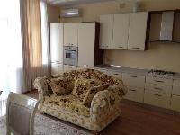 5-комнатная, Репина-15, Стрелецкая бухта. 150.000 ₽