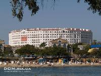 Продаётся двухкомнатная квартира в одном из лучших районов города.
