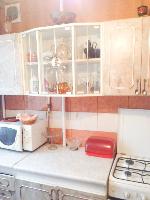 2-комнатная, Генерало Острякова-57, 19.000 руб.