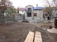 Продам дом с участком в центре