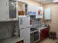 сдам длительно 1-ком на Острякова