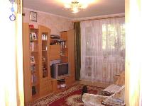 Продам 2-х комнатную на Острякова