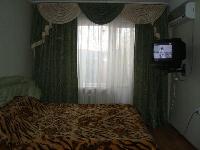 1 кк в центре, ул. Кожанова, д.15, 180 грн