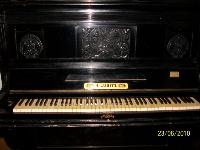 Продам старинное немецкое пианино