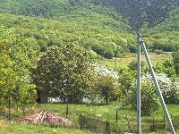Продается дом в с. Россошанка на уч. 15 соток, Байдарская долина, у подножия горы