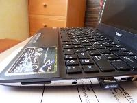 ASUS Eee PC 1025C (новый, со скидкой 400 грн!!!)