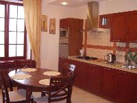 2-комнатная, Кесаева-14, Лётчики. 45.000 ₽