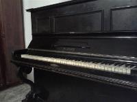 A.HORN старинное немецкое пианино.